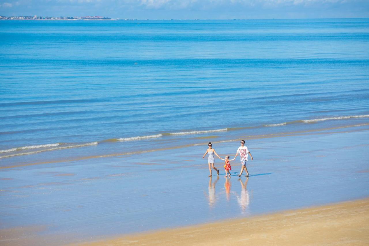 Pullman Oceanview Bay & Sanya