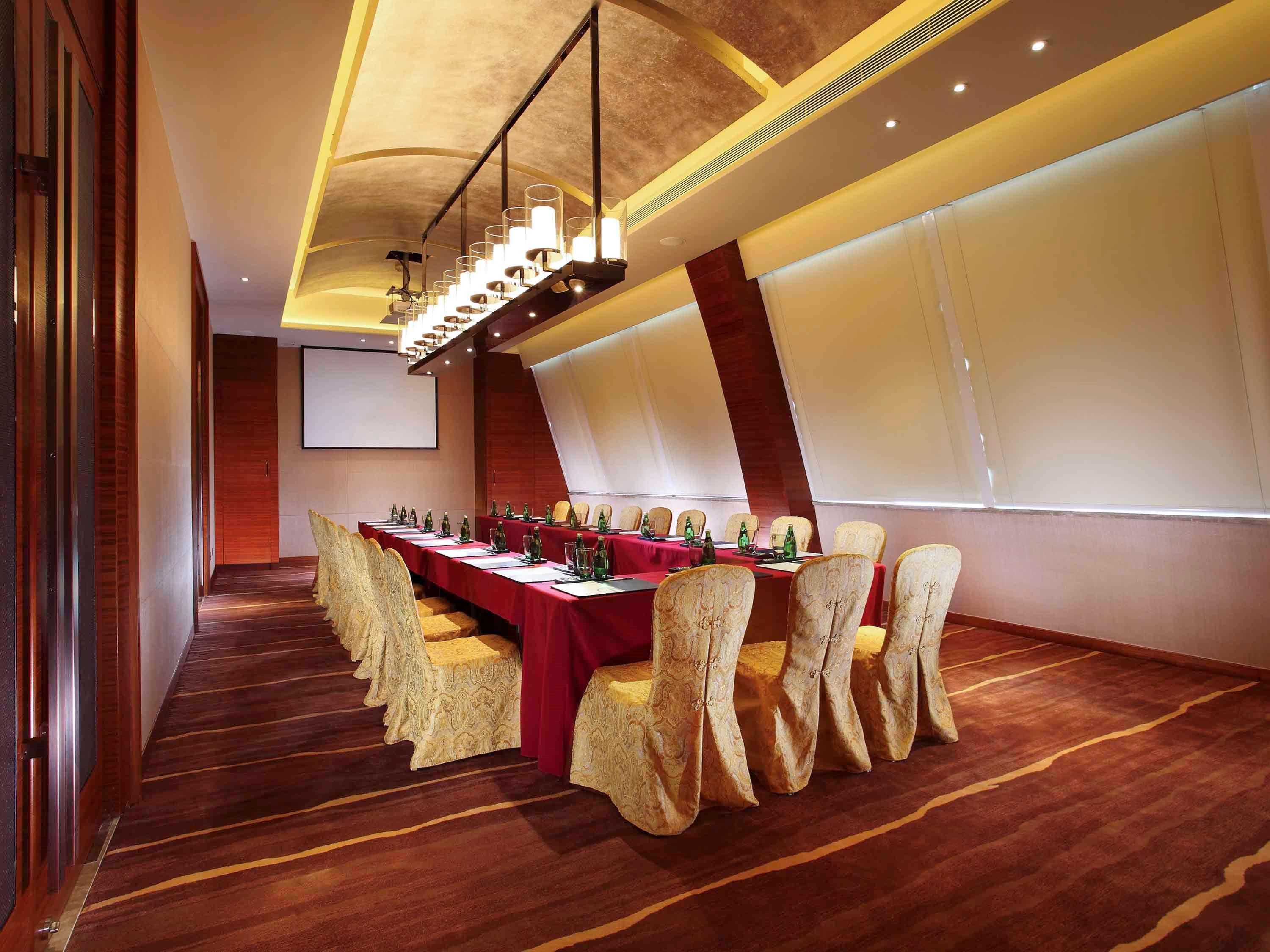 Pullman Oceanview Bay &