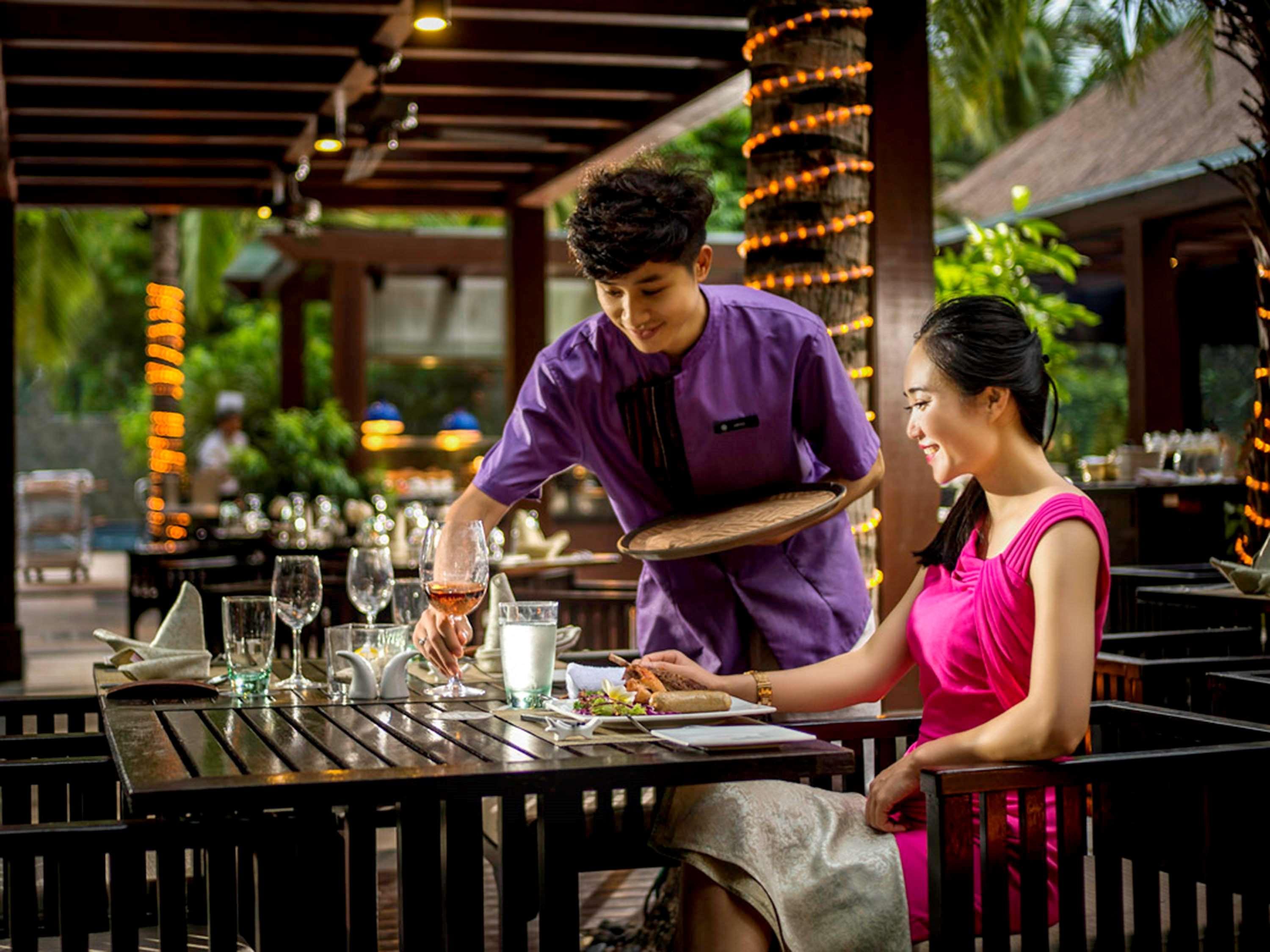 Hotel Pullman Oceanview Bay & 5*