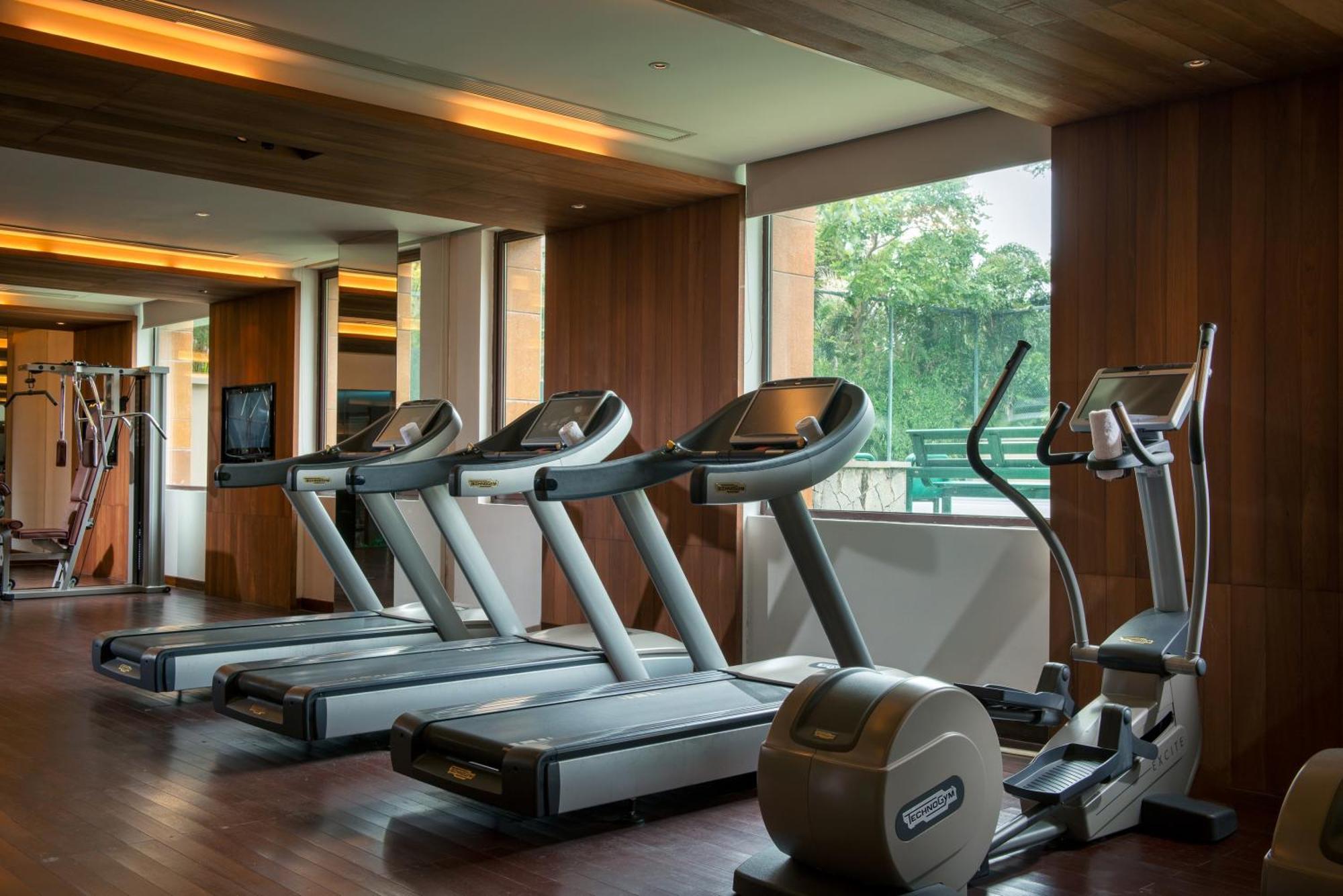Pullman Oceanview Bay & 5* Sanya