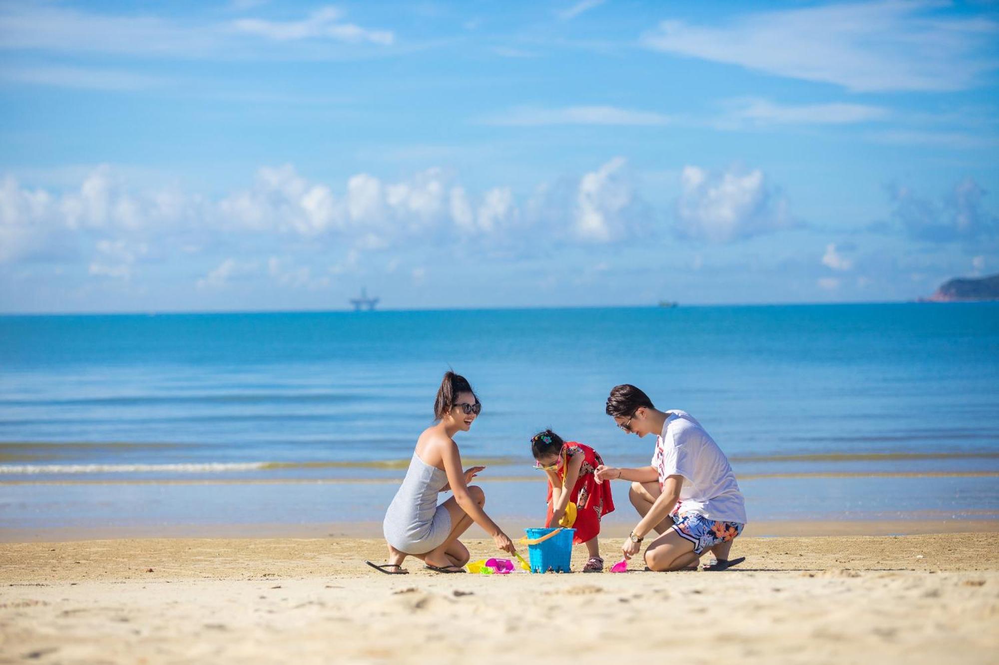 Pullman Oceanview Bay & Hotel 5*